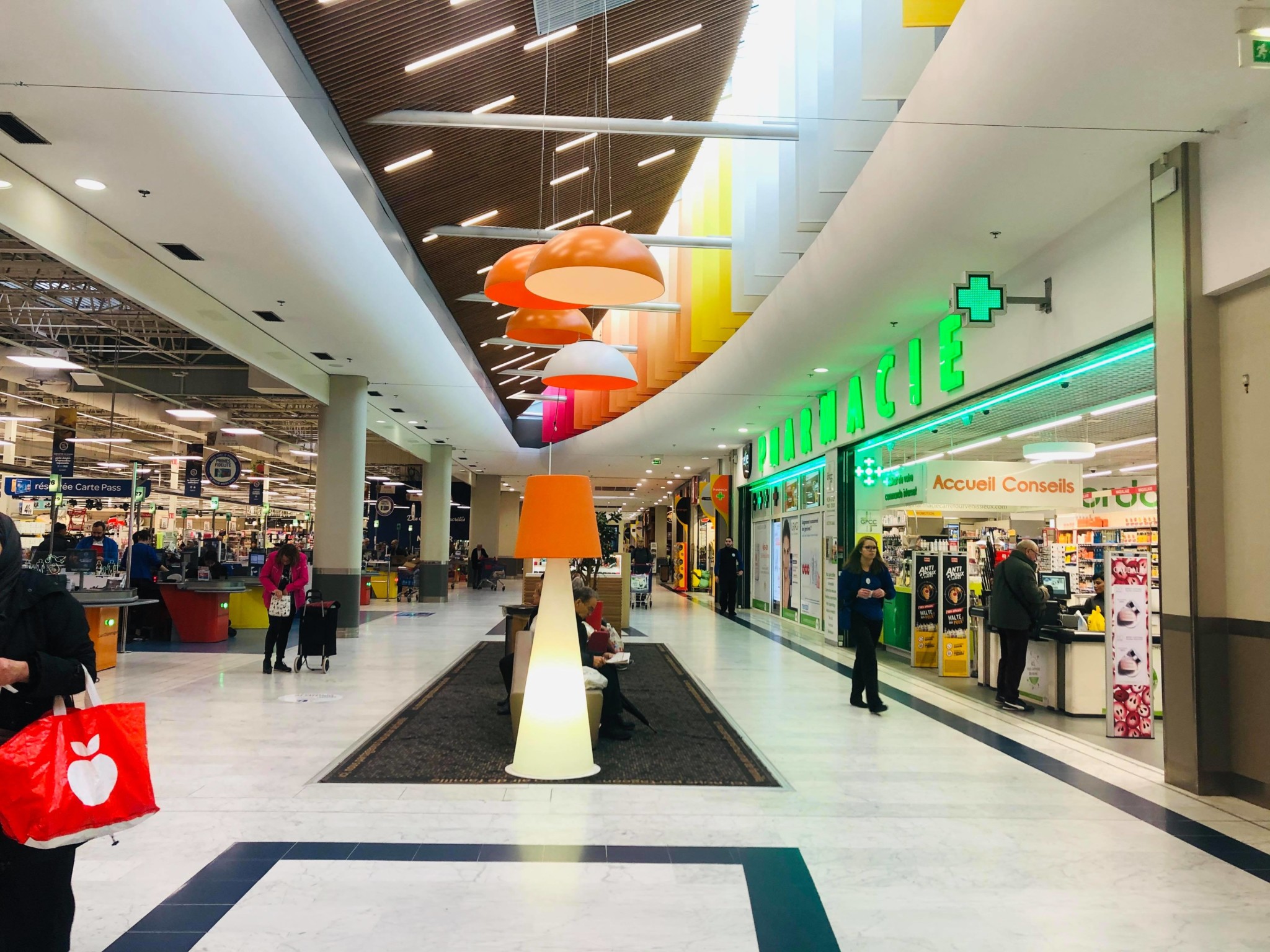 Pharmacie Centre Commercial Carrefour Venissieux